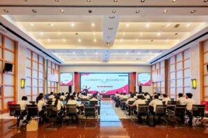 聚焦学习教育，共筑廉洁防线——玉柴物流党委开展专题党课暨集体廉洁谈话会